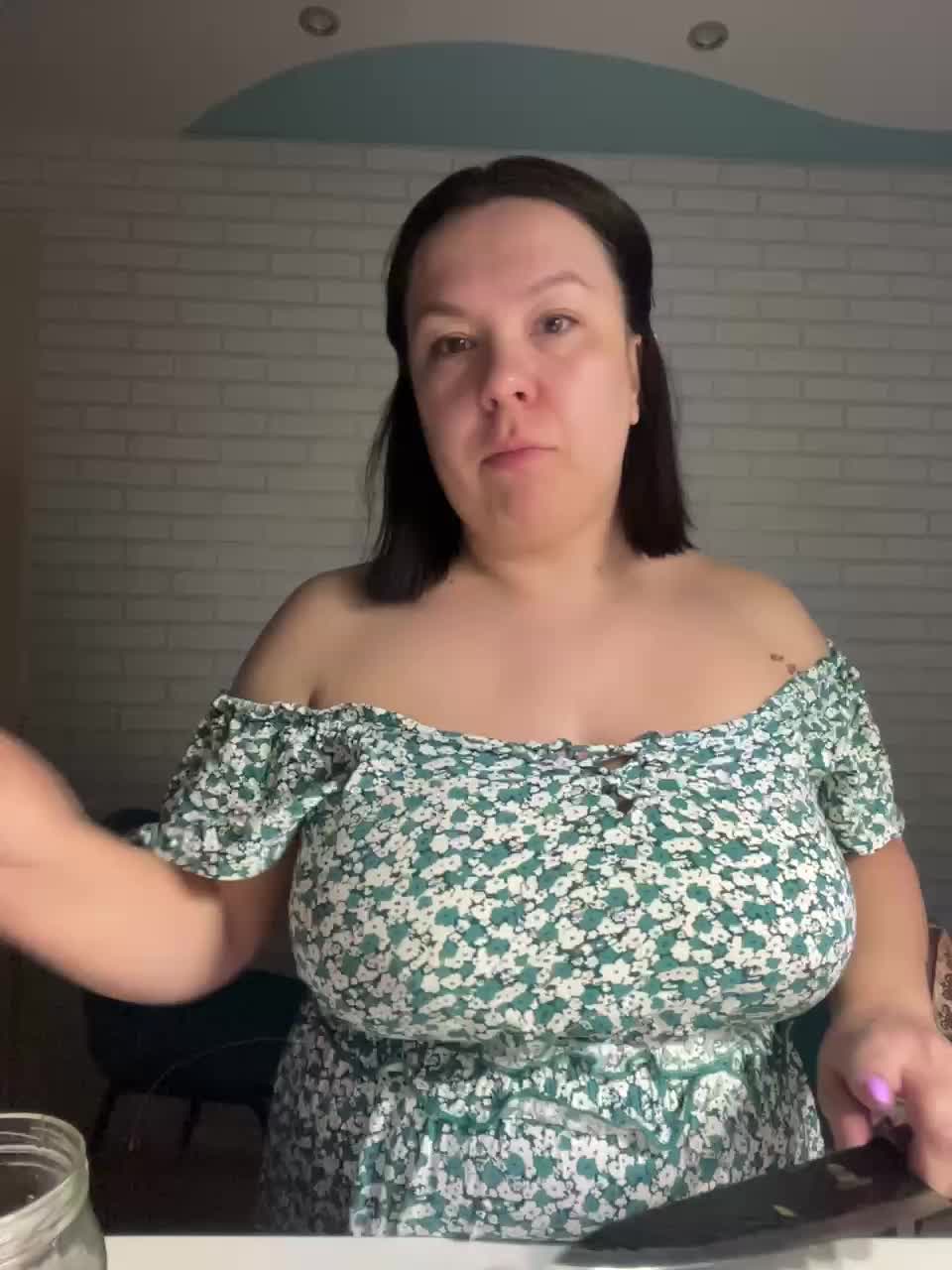 -BuSiNkA Cam Show Recorded 2025-04-18