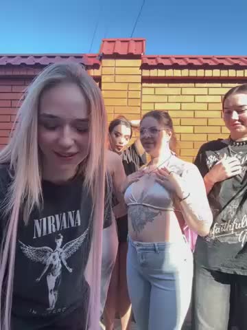 RollingGirls Cam Show Recorded 2025-04-18
