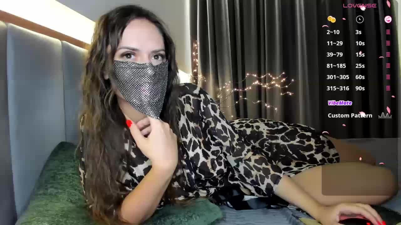 CharmAlina Cam Show Recorded 2025-04-19