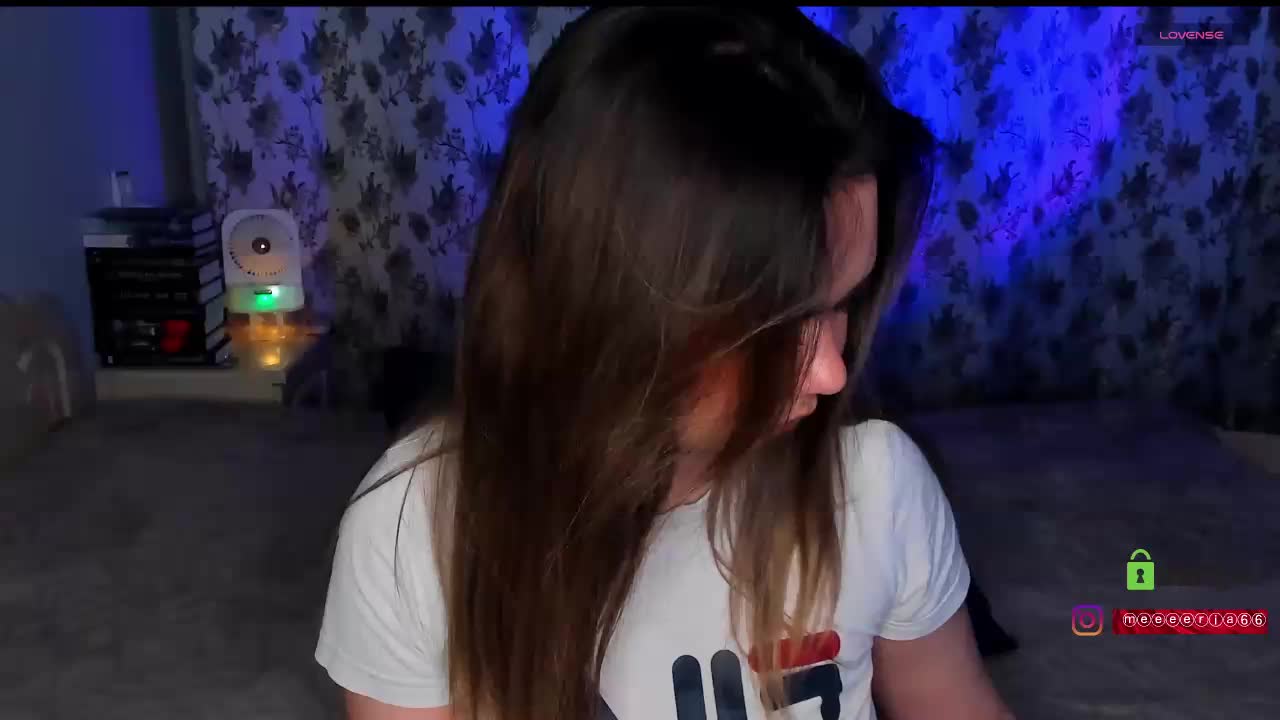 -Carolina- Cam Show Recorded 2025-04-19