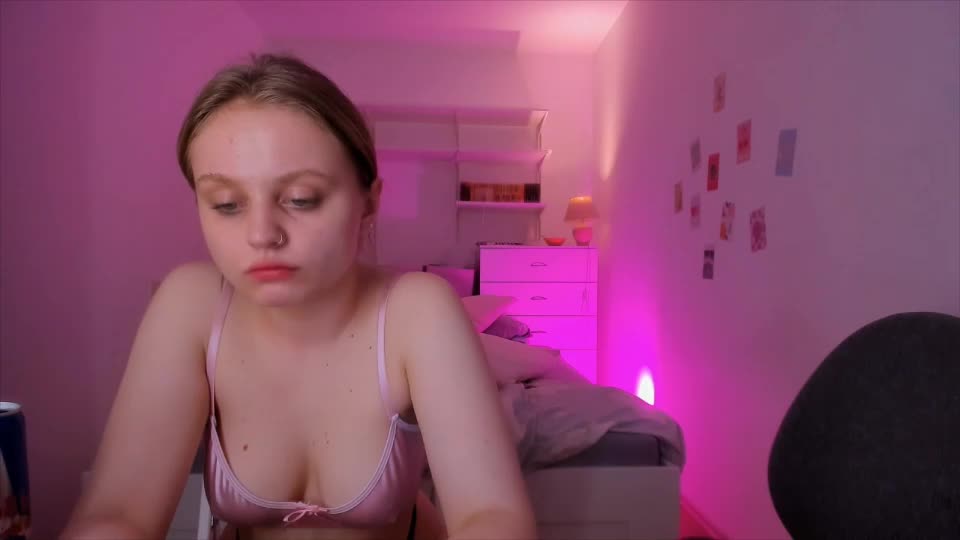 Roshelle_xxx Cam Show Recorded 2025-04-19