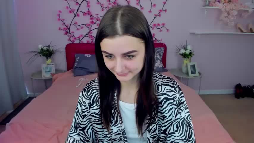 EmmaOlsen4u Cam Show Recorded 2025-04-19