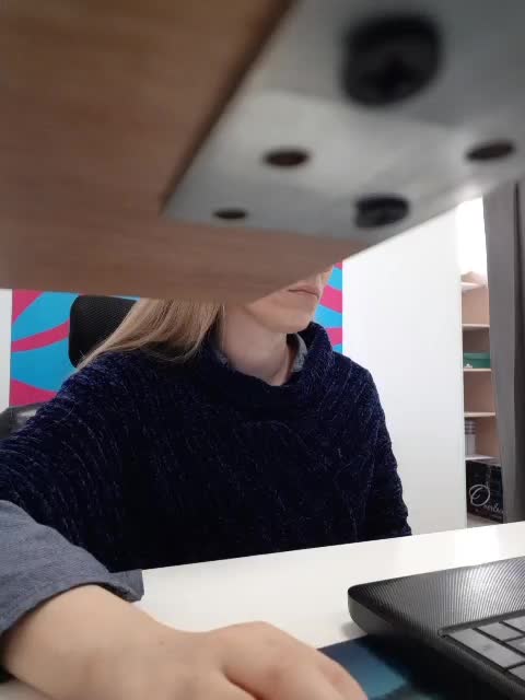 Xo4y-Tpax Cam Show Recorded 2025-04-19