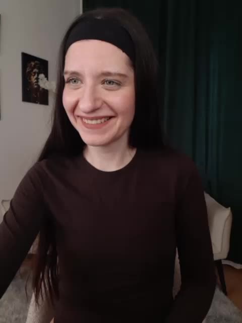 BellaTasty Cam Show Recorded 2025-04-19