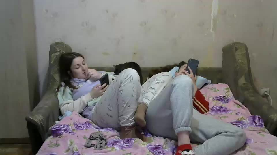 Juliya_katie Cam Show Recorded 2025-04-20