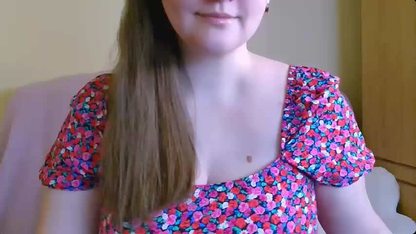 ChubbyMaia Cam Show Recorded 2025-04-20