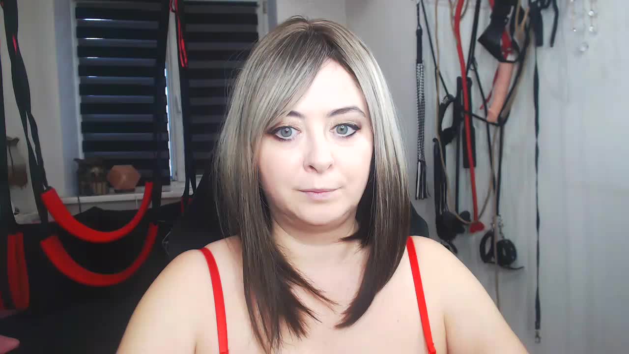 MissGODDESS Cam Show Recorded 2025-04-20