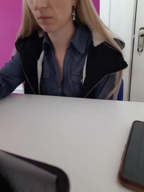 Xo4y-Tpax Cam Show Recorded 2025-04-20