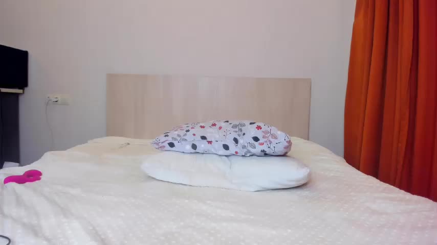 Lina-Vixen Cam Show Recorded 2025-04-20