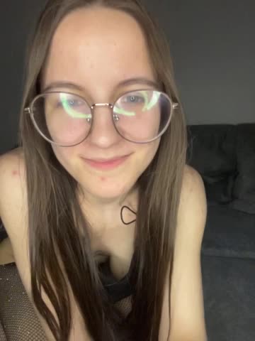 Sweet-kiss22 Cam Show Recorded 2025-04-21