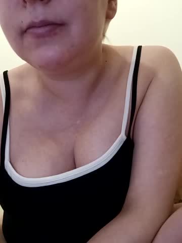LeonaCrystal Cam Show Recorded 2025-04-21