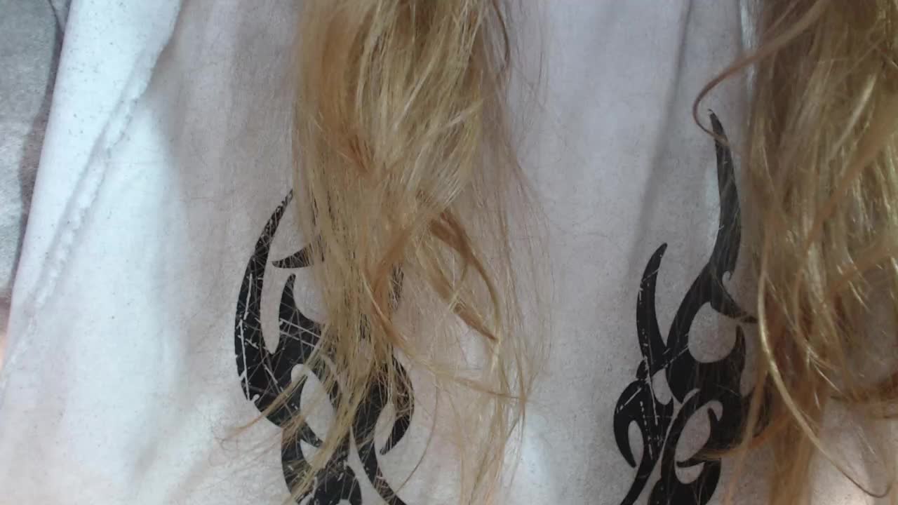 Mnepohuyy Cam Show Recorded 2025-04-21