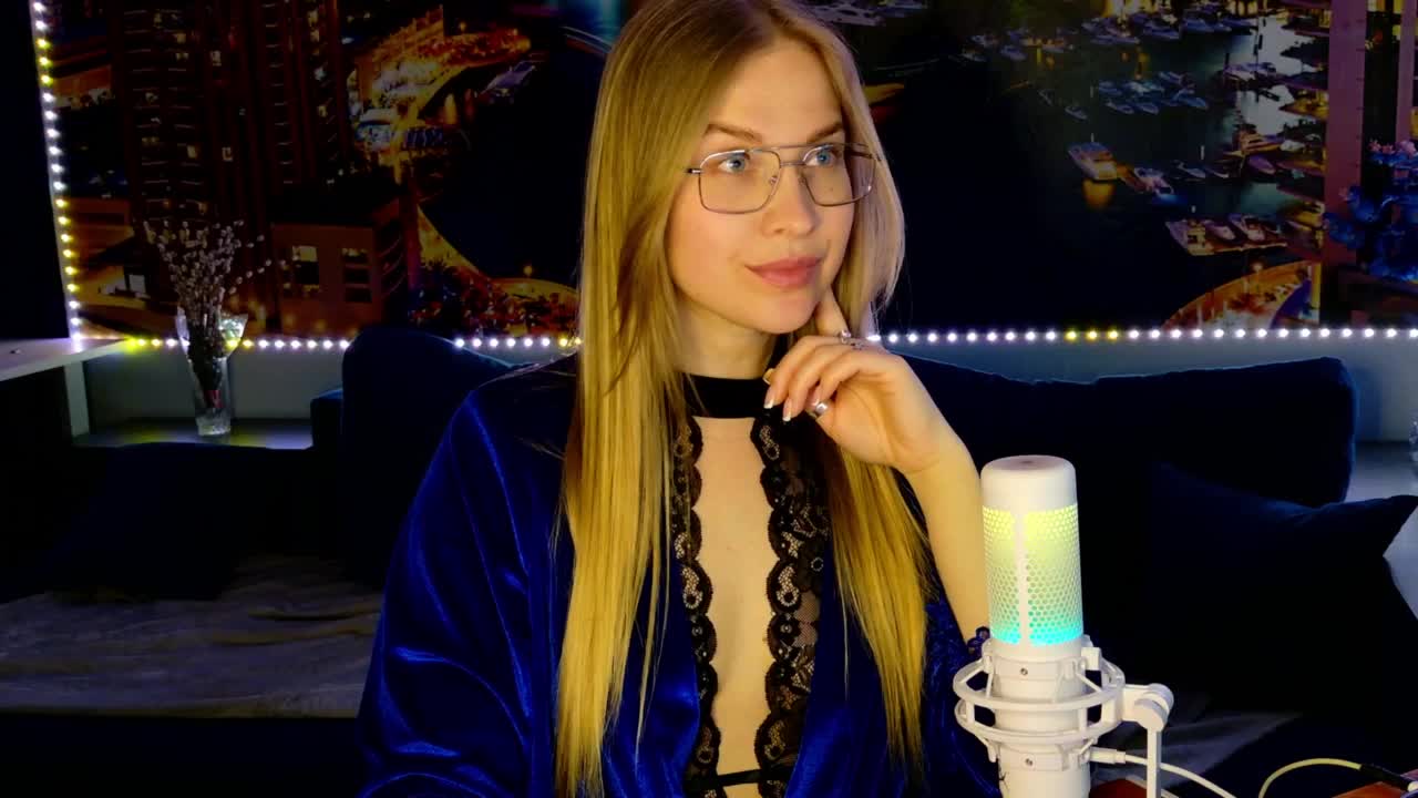 _Vishka_ Cam Show Recorded 2025-04-21