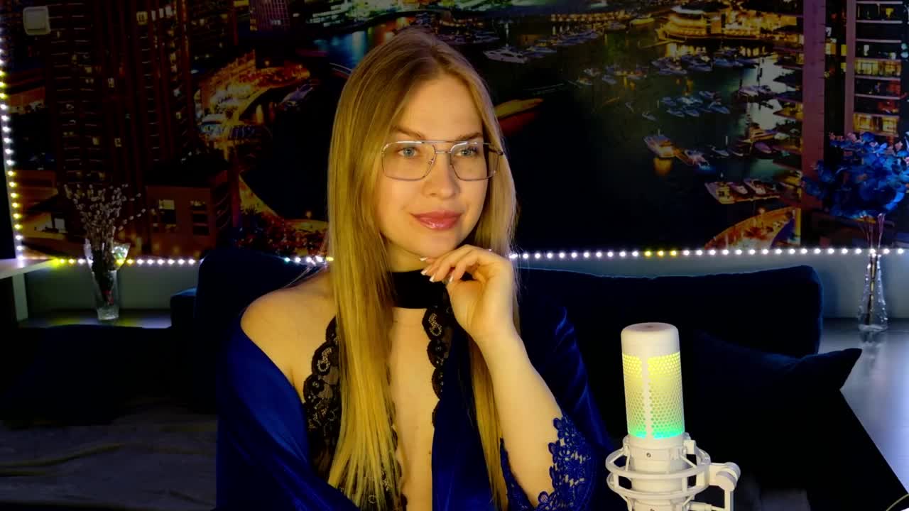 _Vishka_ Cam Show Recorded 2025-04-21