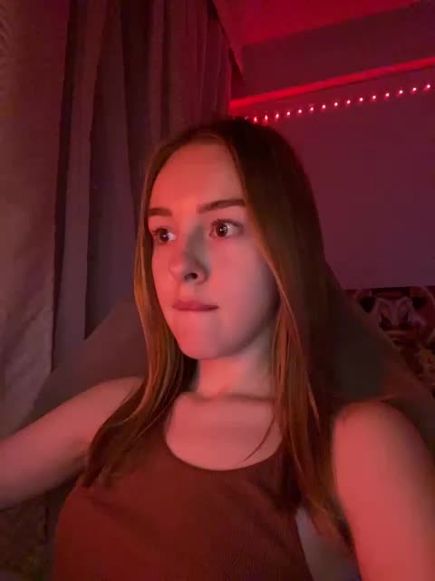 Nestyzz Cam Show Recorded 2025-04-21