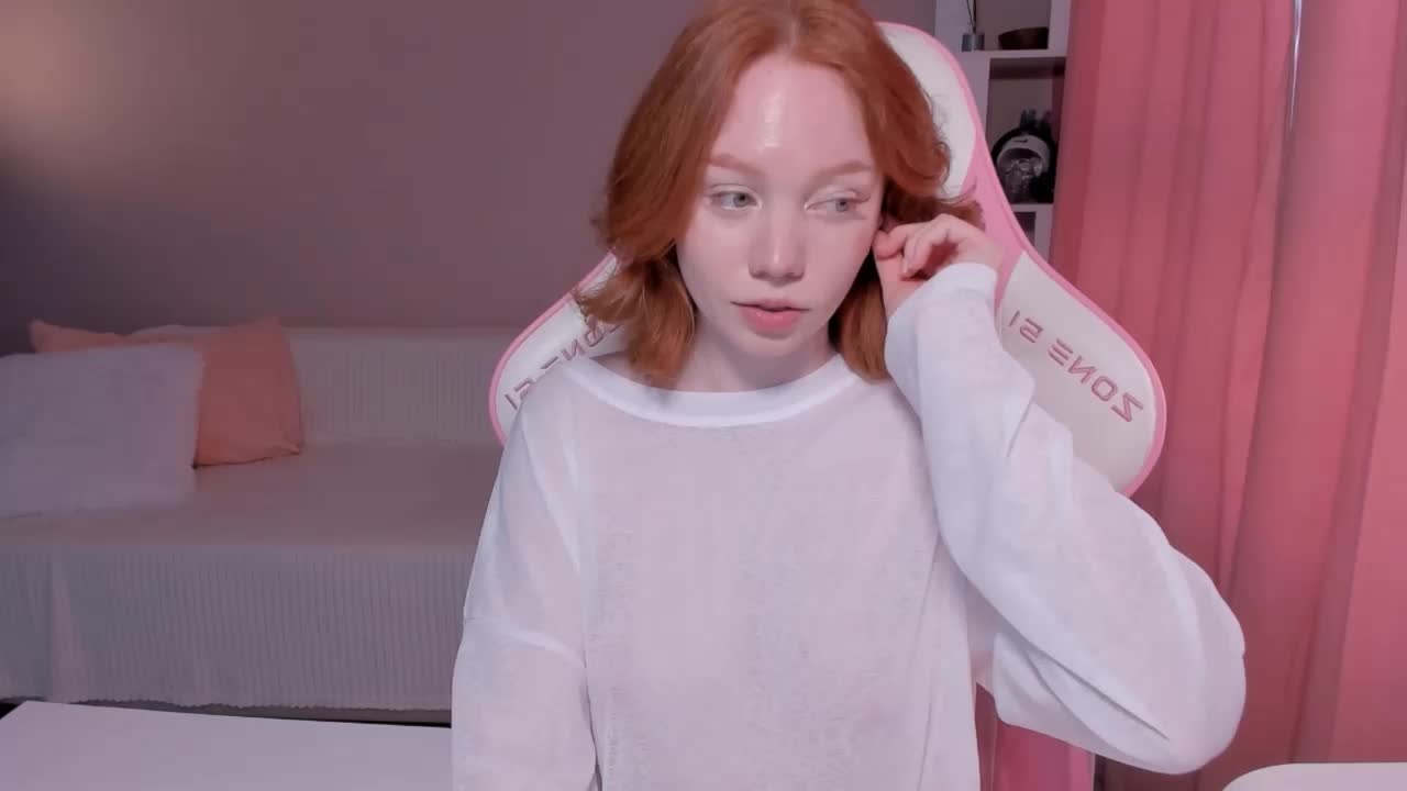 Elliebell Cam Show Recorded 2025-04-21