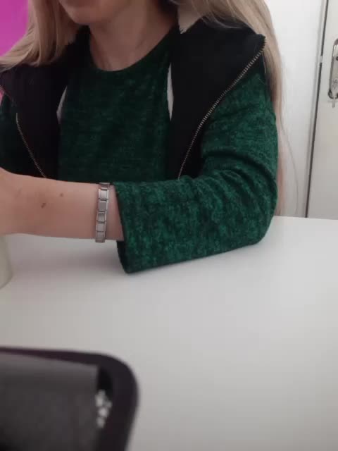 Xo4y-Tpax Cam Show Recorded 2025-04-21