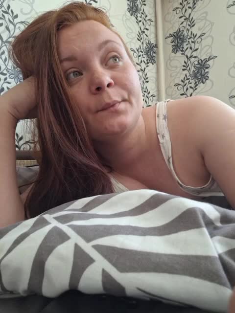 Leila17 Cam Show Recorded 2025-04-21