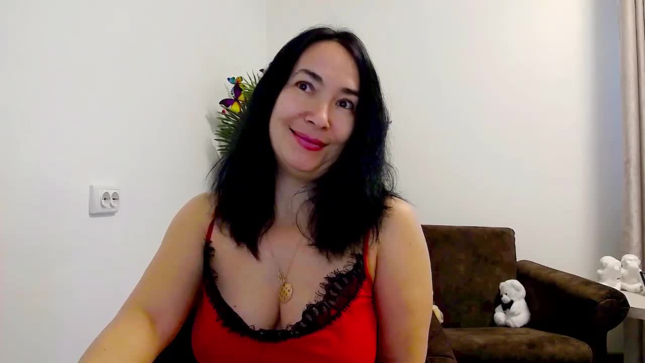 LesoleiLika Cam Show Recorded 2025-04-21