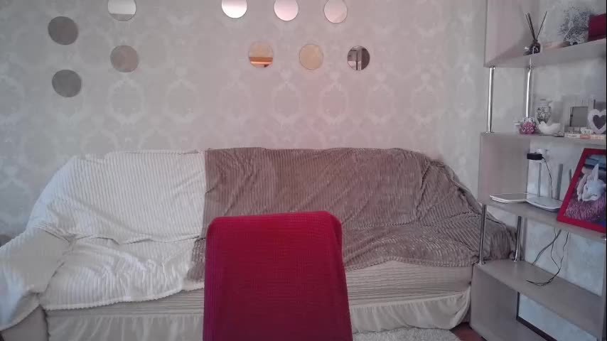 _pretty_fox_ Cam Show Recorded 2025-04-21
