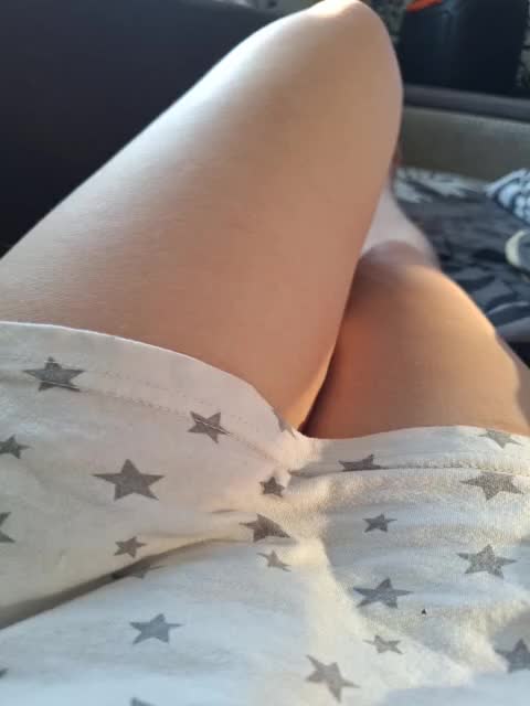 Leila17 Cam Show Recorded 2025-04-22