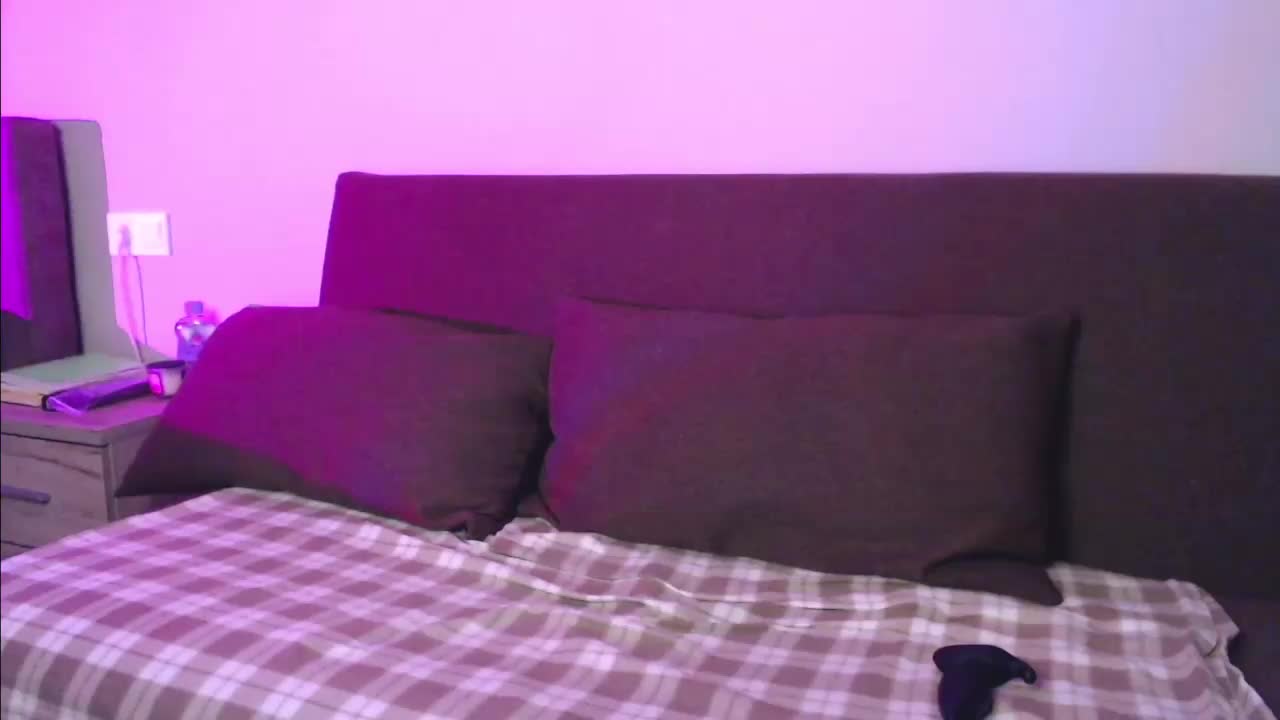 SarinnnaLuv Cam Show Recorded 2025-04-22