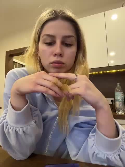 VibroMashulkaDashulka Cam Show Recorded 2025-04-22