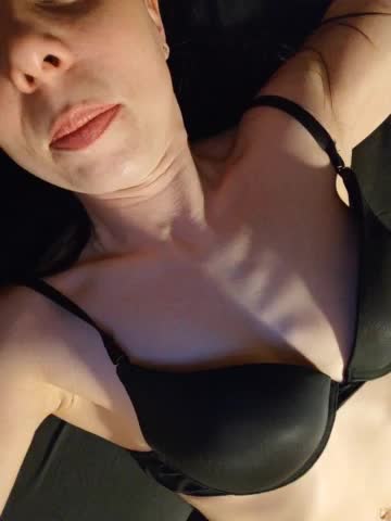 GentleSweet Cam Show Recorded 2025-04-22