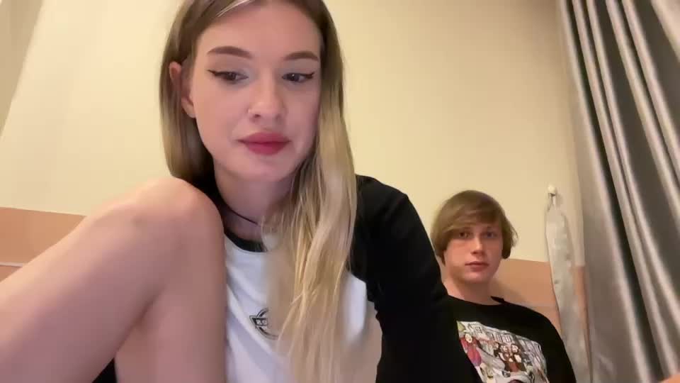 Glockoffrog Cam Show Recorded 2025-04-22