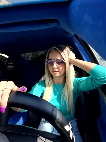 B_l_o_n_d_i_n_k_a Cam Show Recorded 2025-04-22