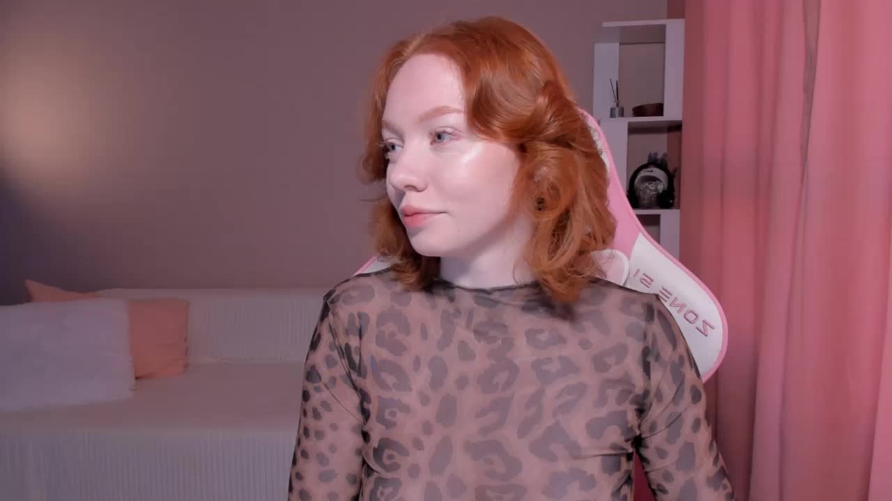 Elliebell Cam Show Recorded 2025-04-22