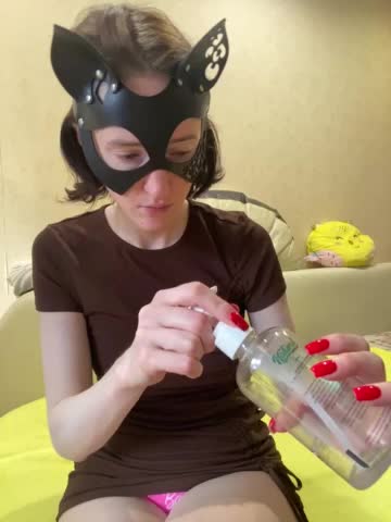 Svetochekk Cam Show Recorded 2025-04-22