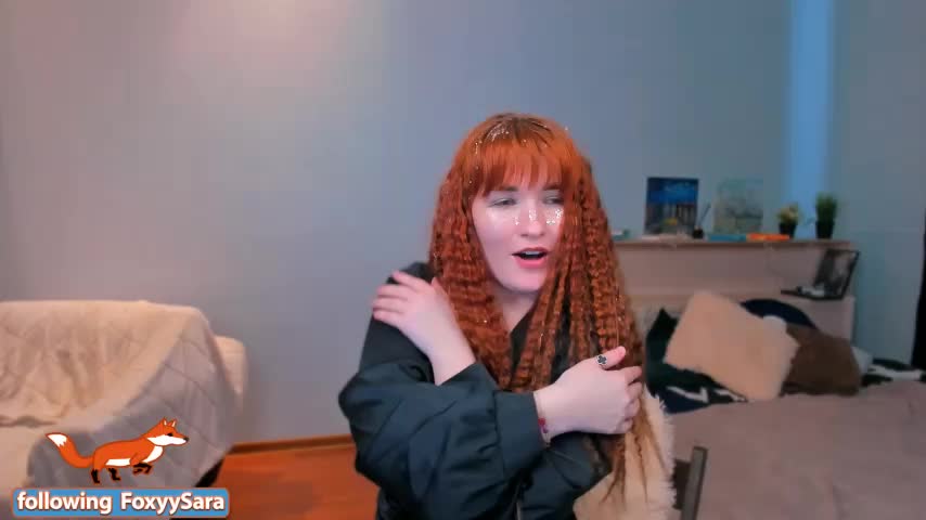 Foxyyysara Cam Show Recorded 2025-04-22