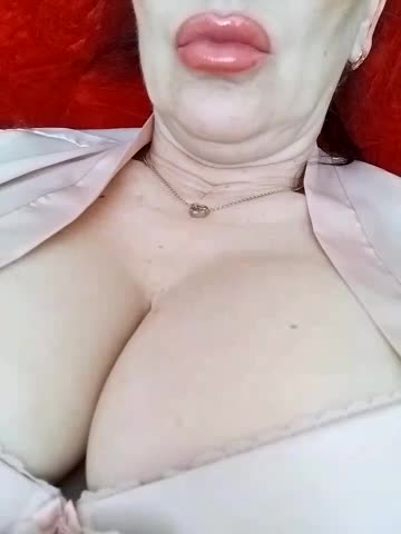Lindaledi2 Cam Show Recorded 2025-04-22