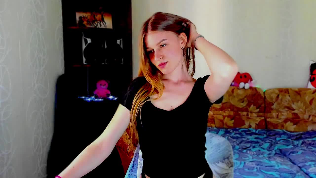 LunaEvan Cam Show Recorded 2025-04-22