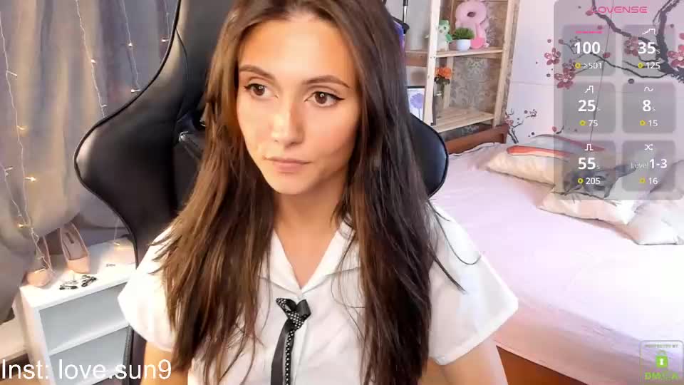 Michel_momsen Cam Show Recorded 2025-04-22
