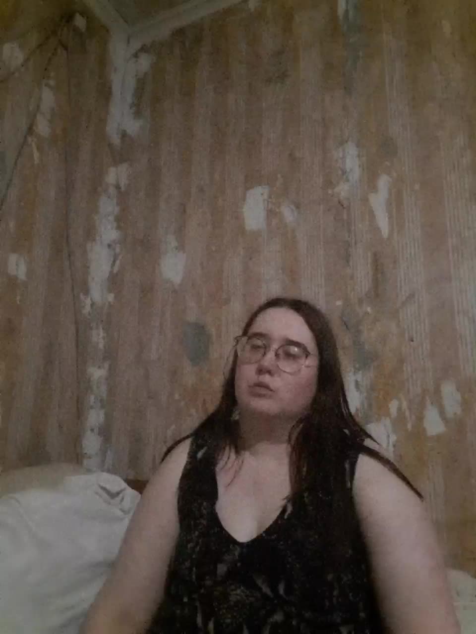 Linavia Cam Show Recorded 2025-04-23