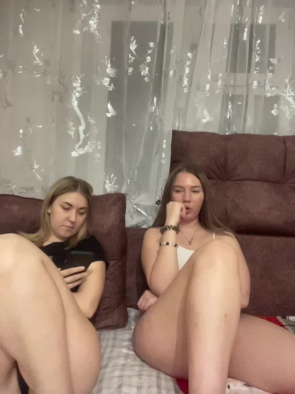 Babies_07 Cam Show Recorded 2025-04-23