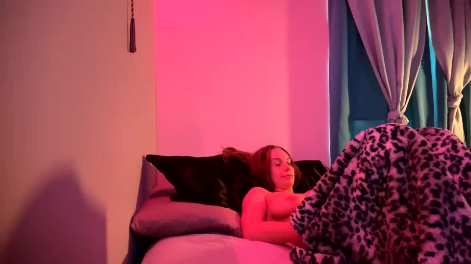 Officiallyp Cam Show Recorded 2025-04-23