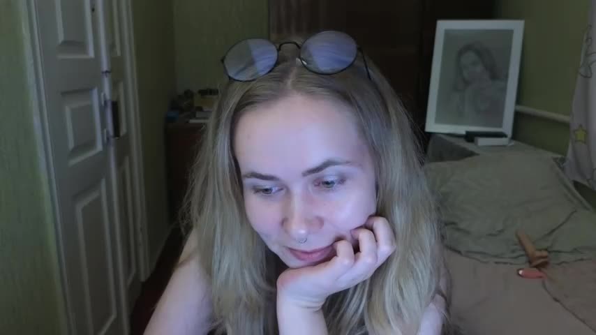 Riley_Roo Cam Show Recorded 2025-04-23