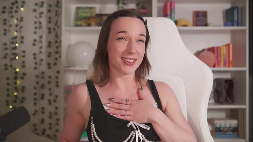 Emily_fox_official Cam Show Recorded 2025-04-23