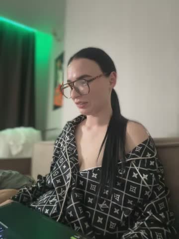 _barbara Cam Show Recorded 2025-04-23