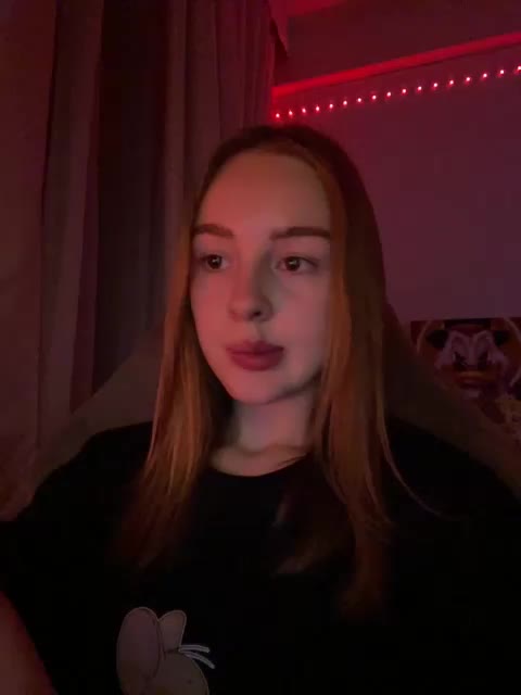 Nestyzz Cam Show Recorded 2025-04-23