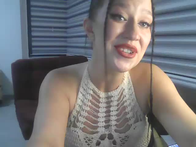Emiliya-325 Cam Show Recorded 2025-04-23