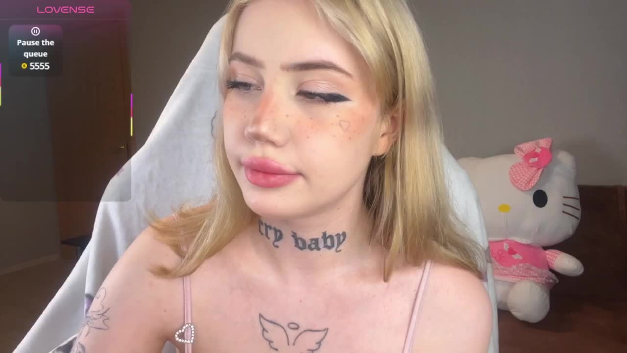 Hanna-CryBaby Cam Show Recorded 2025-04-23