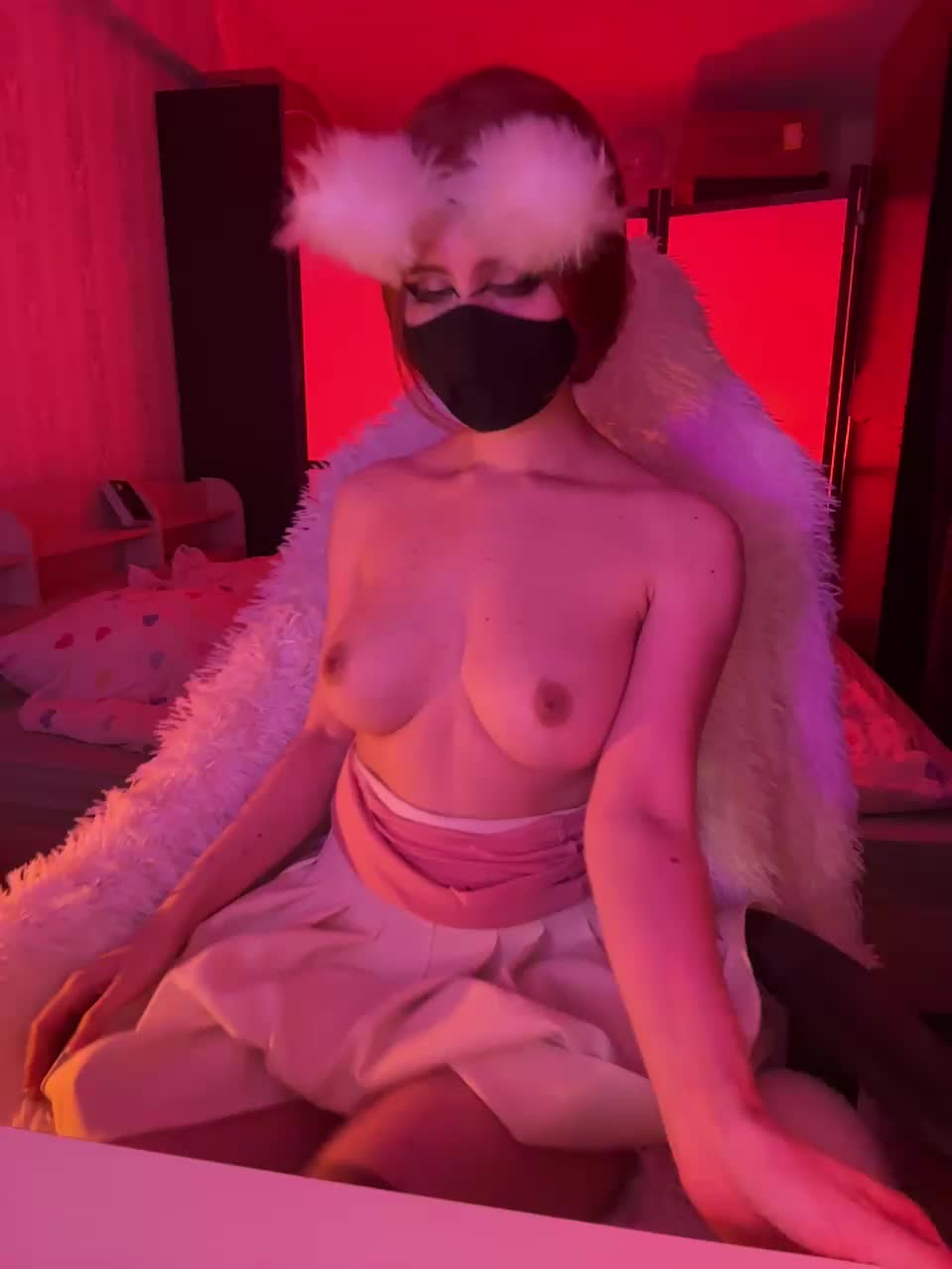 Koshka_Kivi Cam Show Recorded 2025-04-23