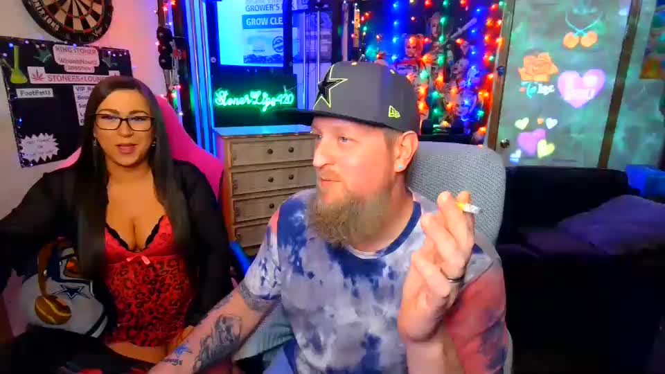 Stonerlips420 Cam Show Recorded 2025-04-23