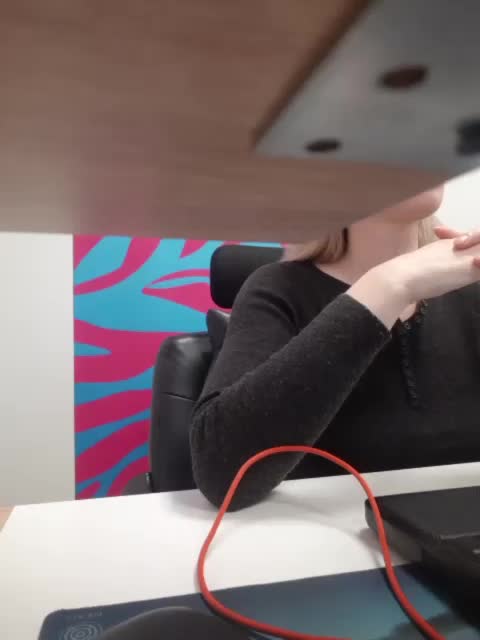 Xo4y-Tpax Cam Show Recorded 2025-04-23