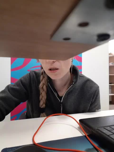 Xo4y-Tpax Cam Show Recorded 2025-04-23