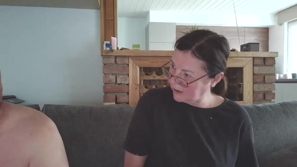Sanroom Cam Show Recorded 2025-04-23